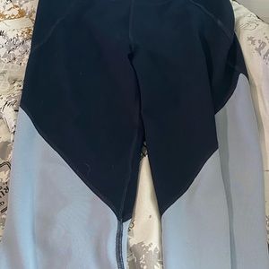 Aeropostale leggings. 3/4 length. Barely worn